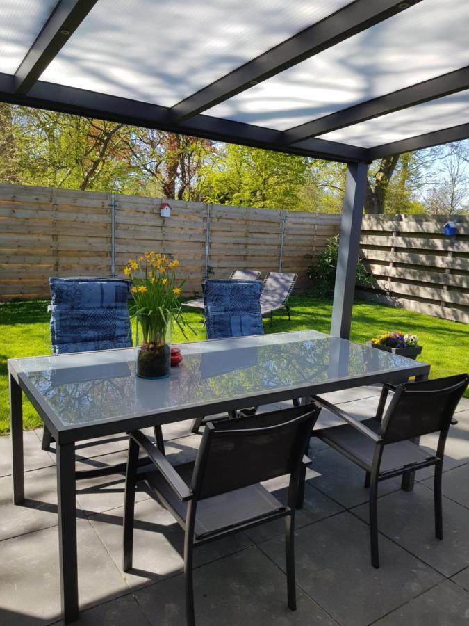 Luxe Vakantiebungalow Met Omheinde Tuin Voor Hond En Kinderen Dirkshorn Exterior photo